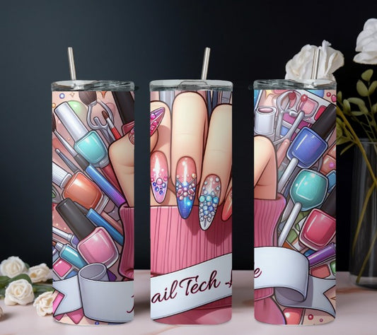 nail tech 4